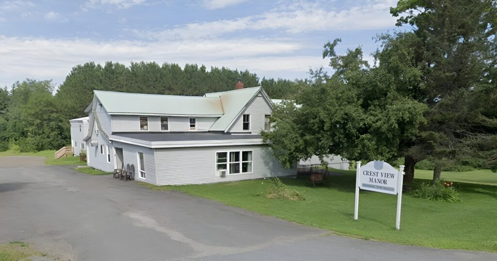 Crest View Manor