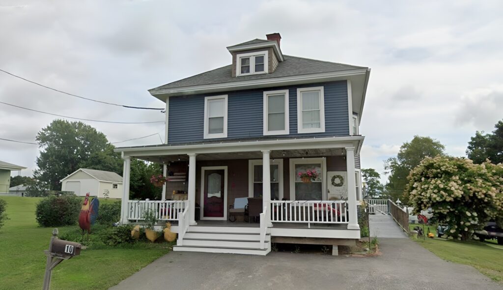 Murphy’s Lakeview Manor