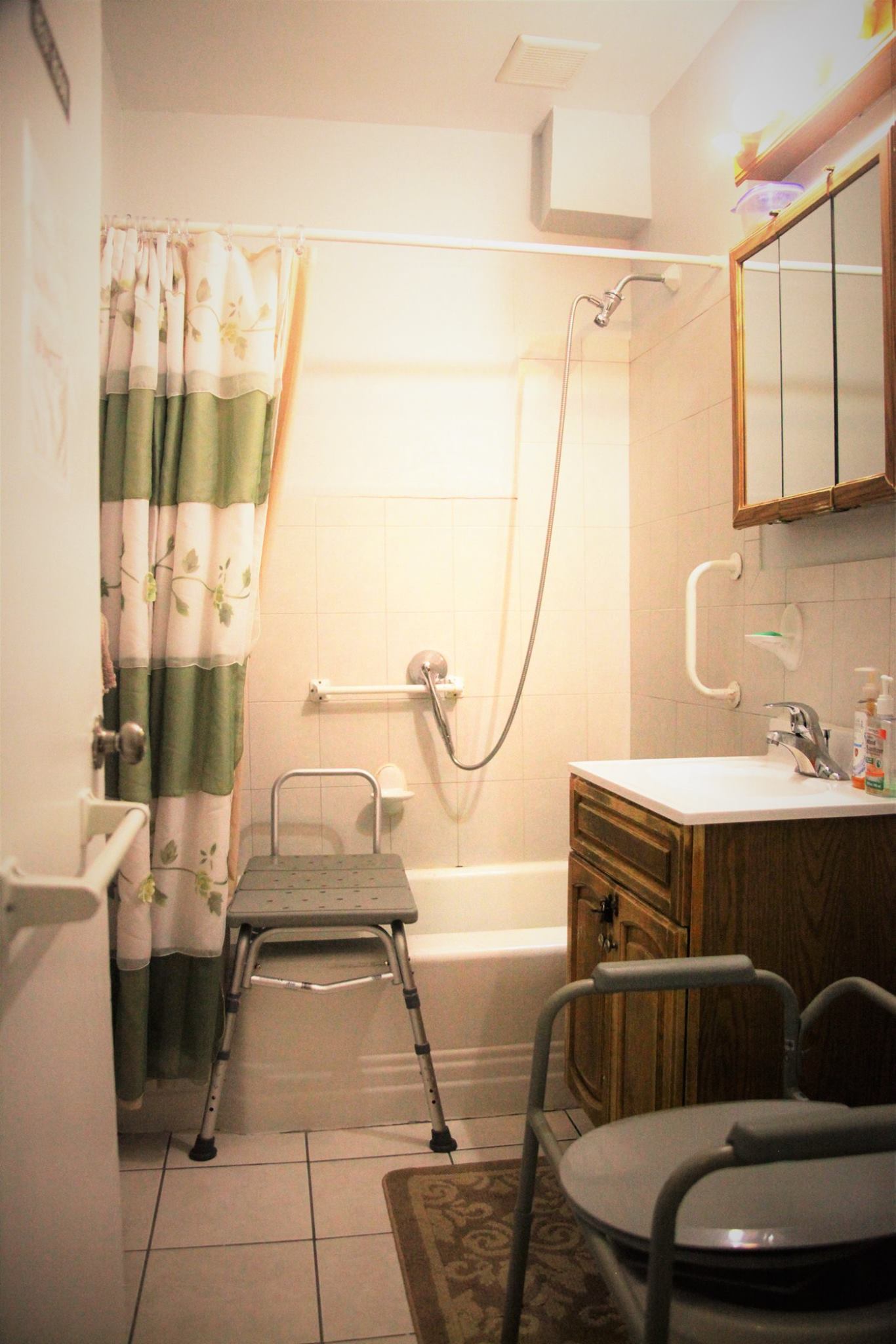 Accessible bathroom equipped for seniors