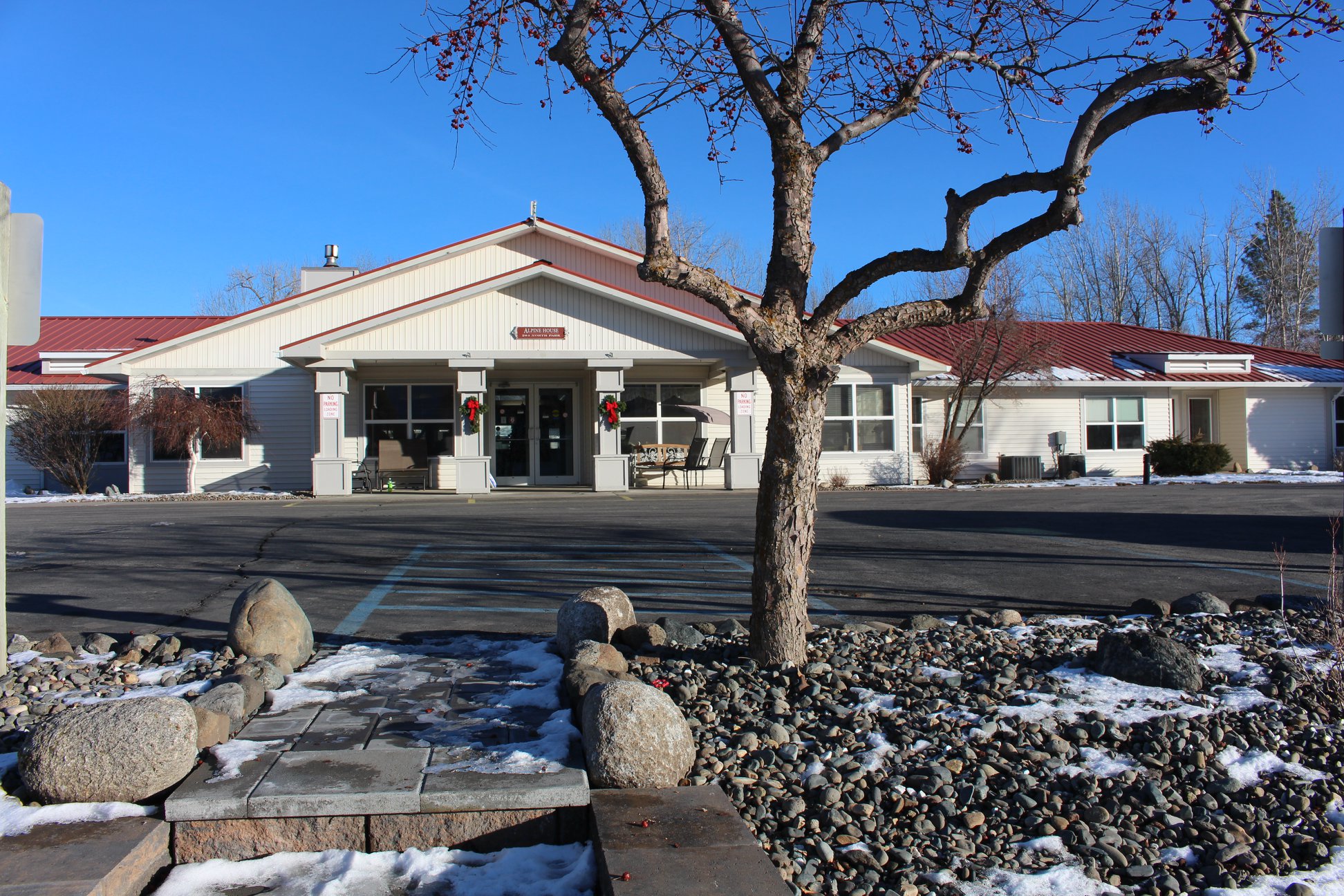 Exterior view of Alpine House Assisted Living