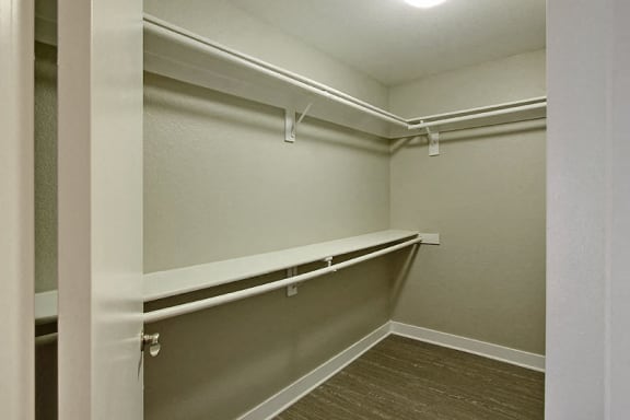 Harbor Point Apartments