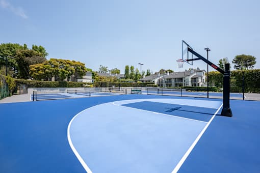 Harbor Point Apartments