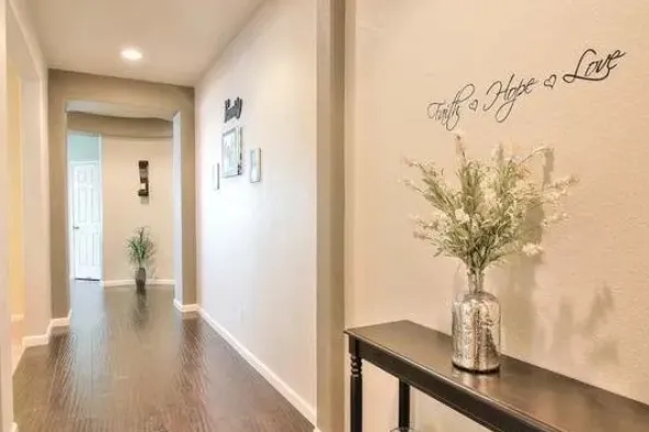 Interior hallway with decorative elements