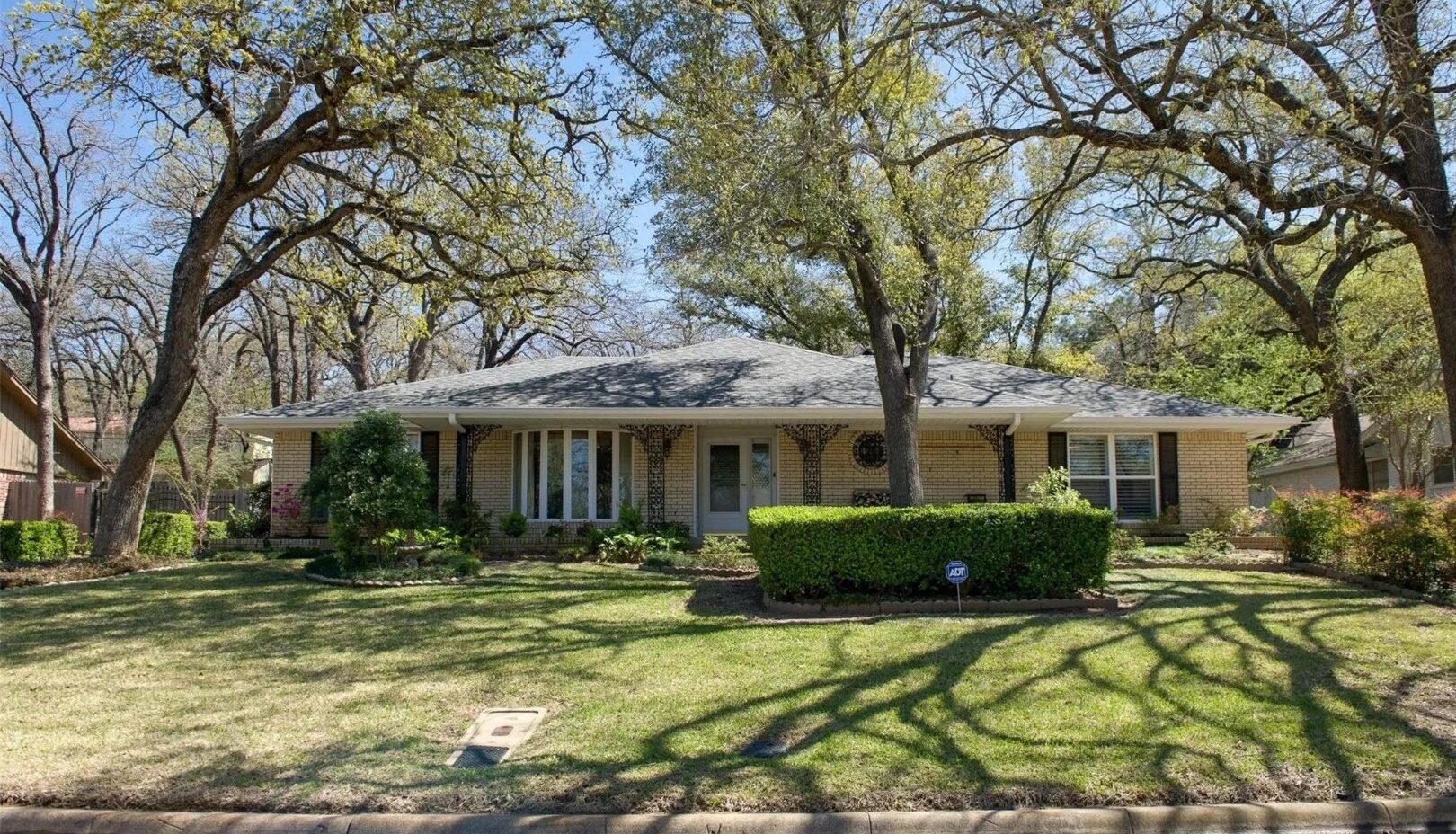 Golden Oasis Assisted Living