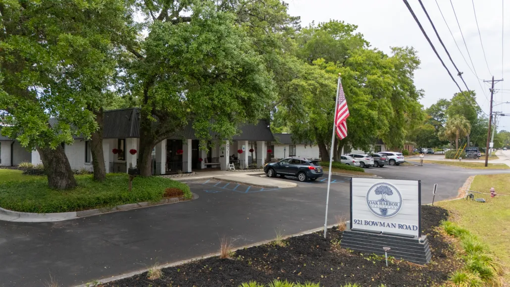 Exterior view of Oak Harbor Healthcare building with sign
