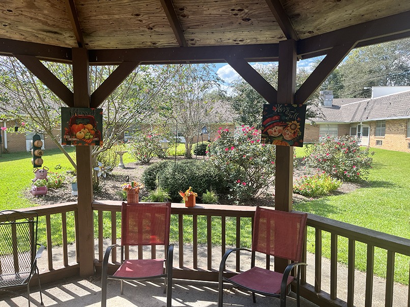 View of a gazebo in a well-maintained garden