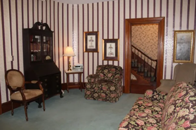 The Farrar Home — photo 1