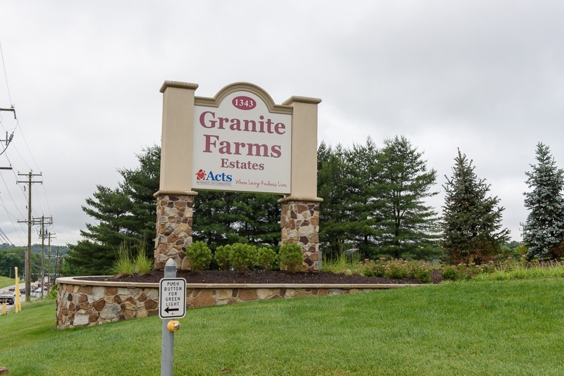 Signage for Granite Farms Estates at Oakbridge Terrace