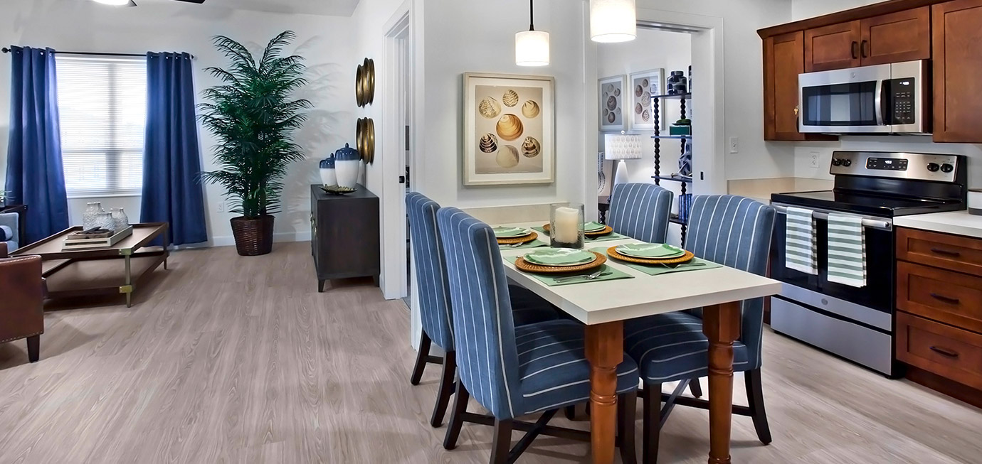 Brightly decorated dining area with modern furnishings