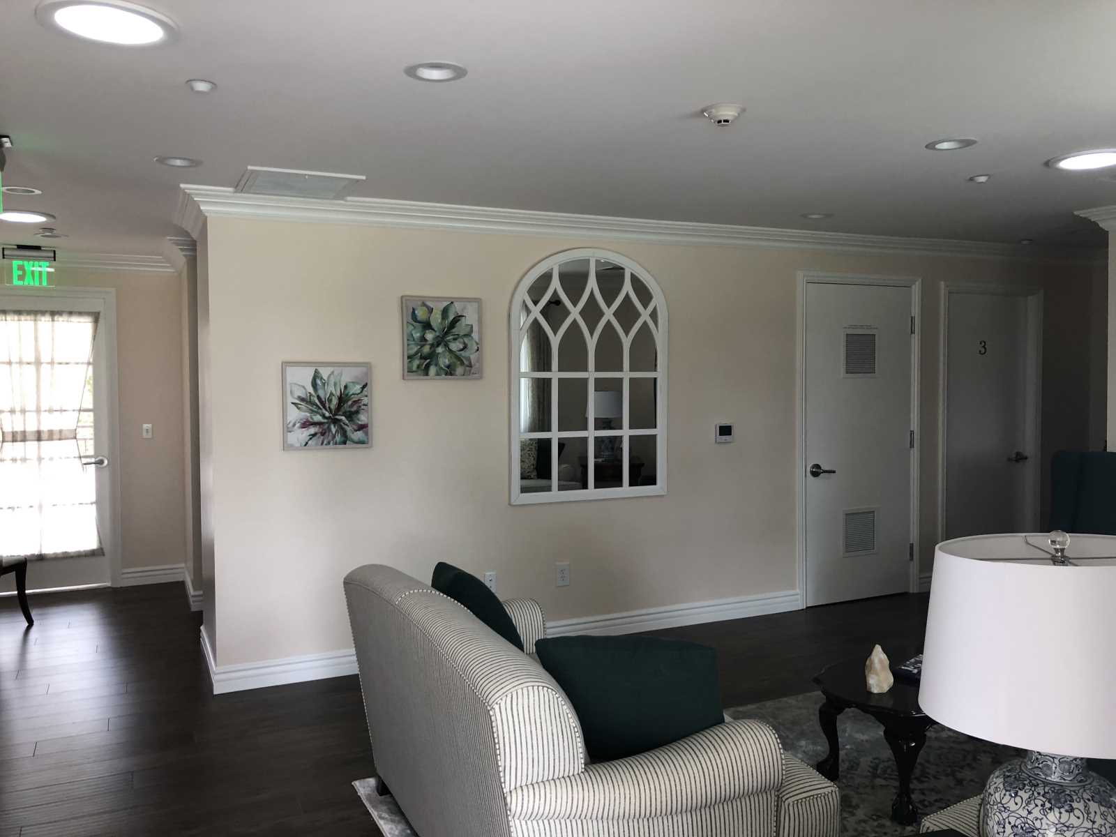 Interior common area with light furnishings