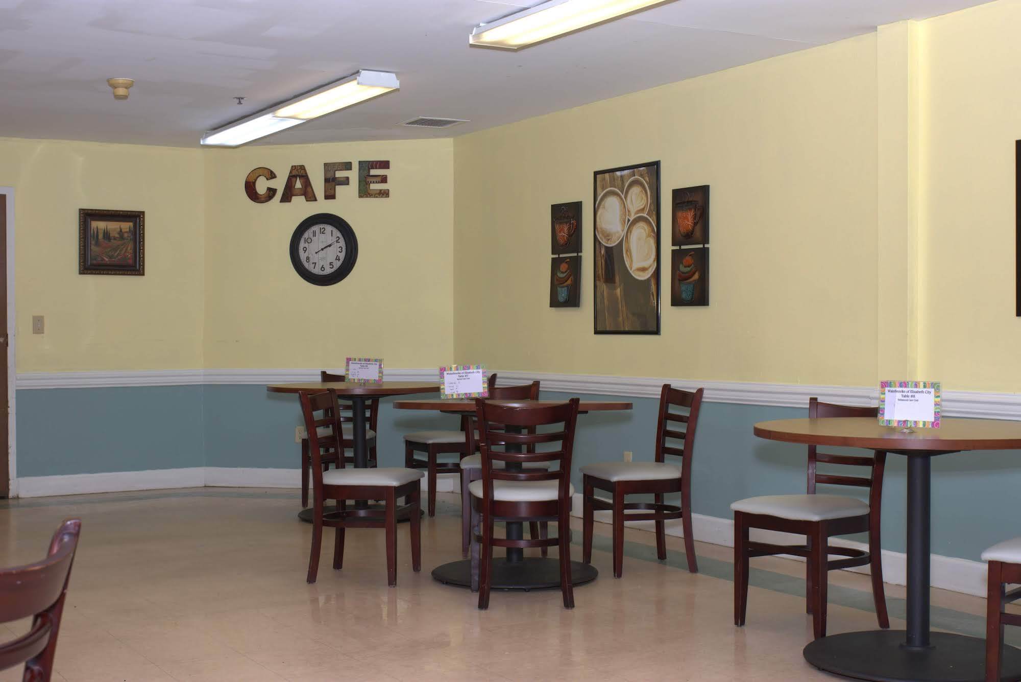 Dining area with cafe tables and decor