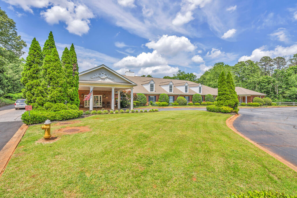 Exterior view of Windsor House Greenville