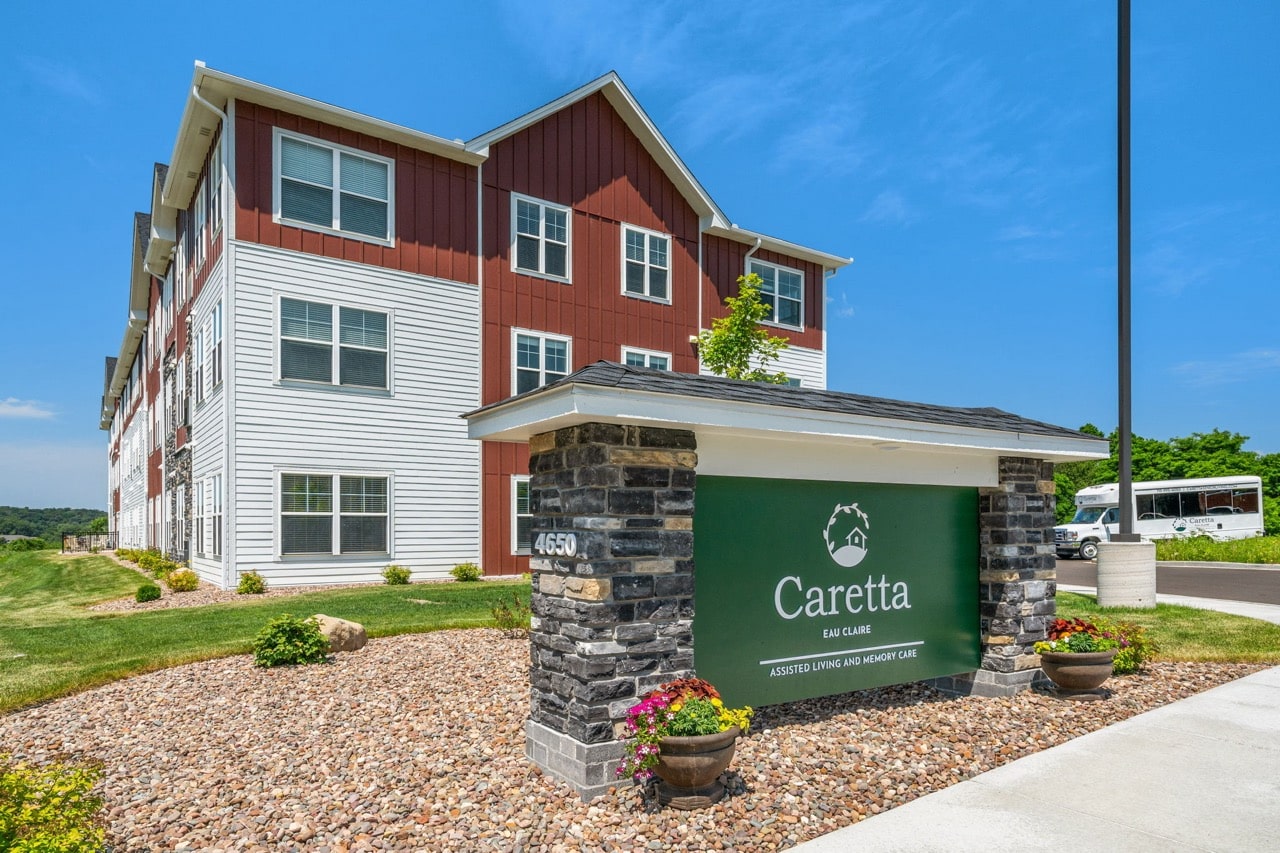 Exterior view of Caretta Senior Living Bellevue building.