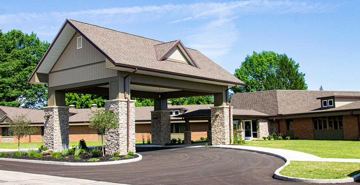Exterior view of Sprenger Health Care Smithville Western building