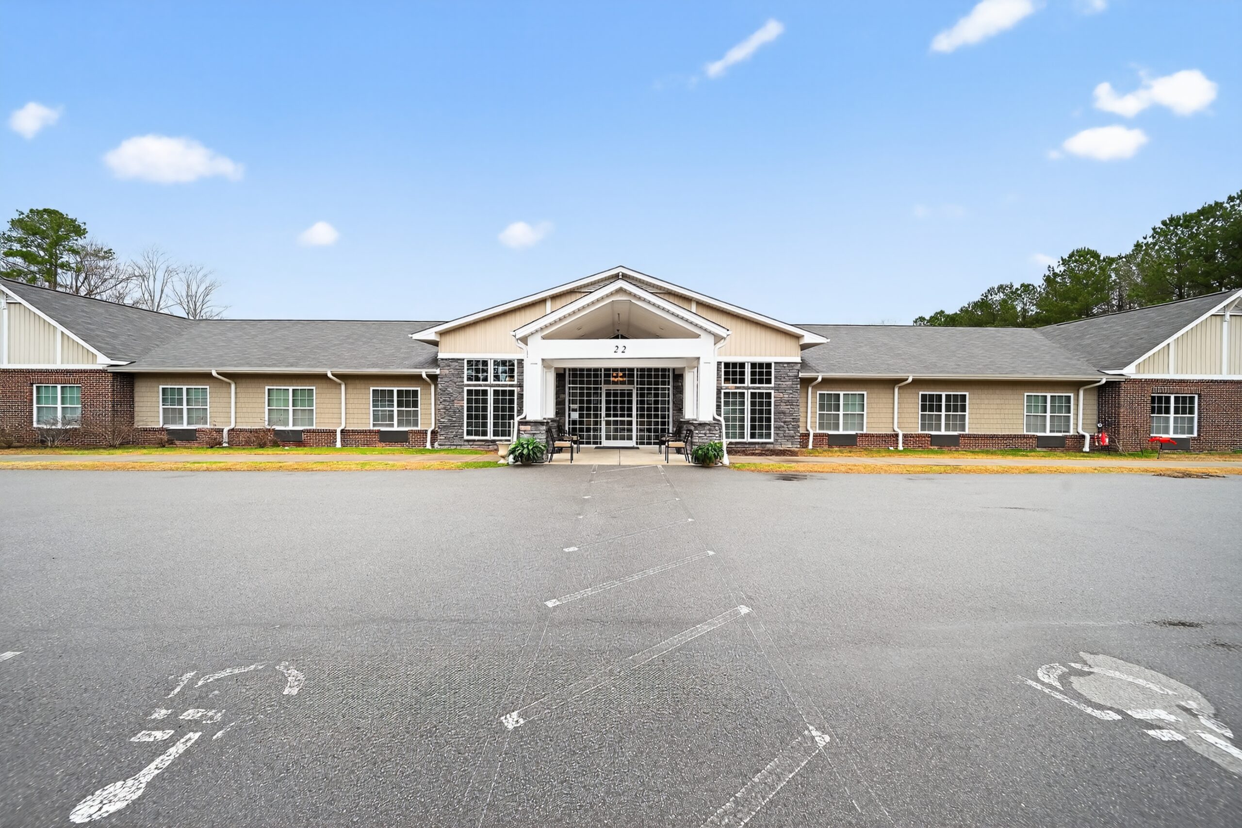 Exterior view of The Gardens of Pamlico facility