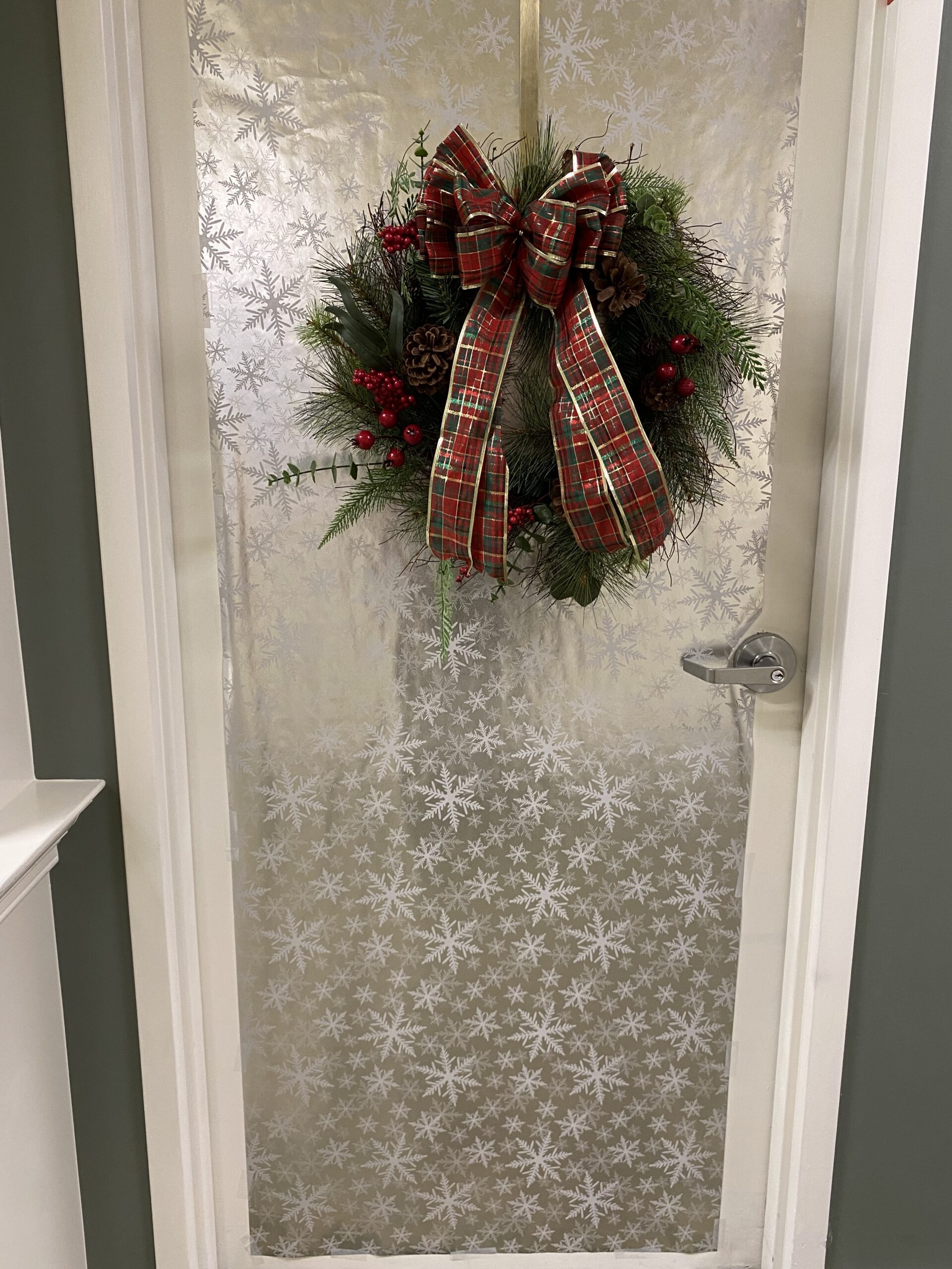 Decorative winter wreath on a door