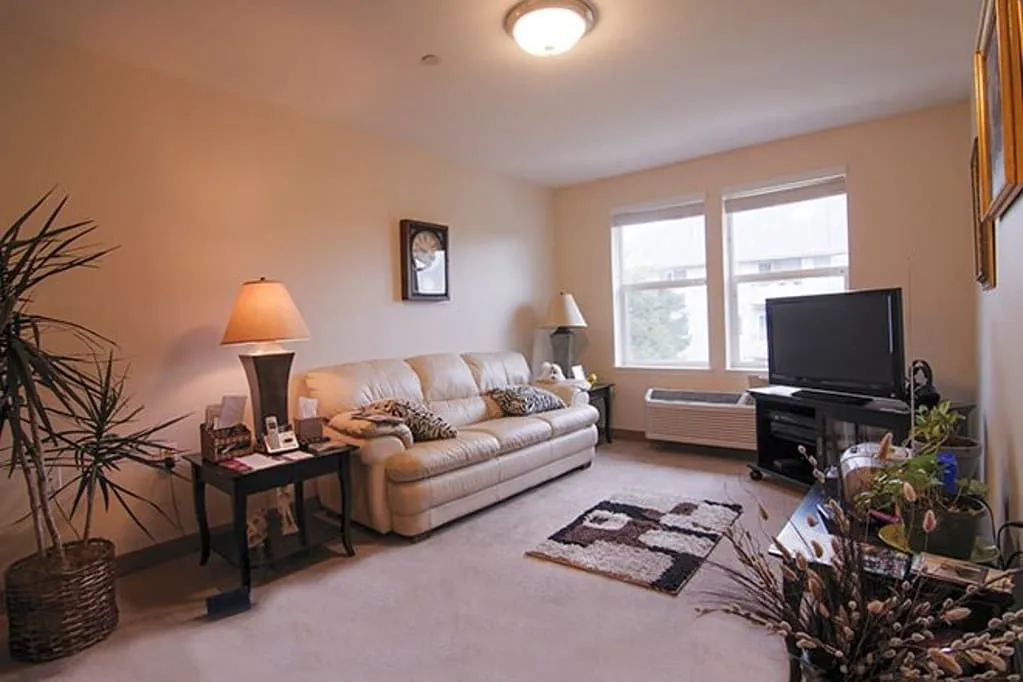 Paramount Senior Living at Manassas — photo 3