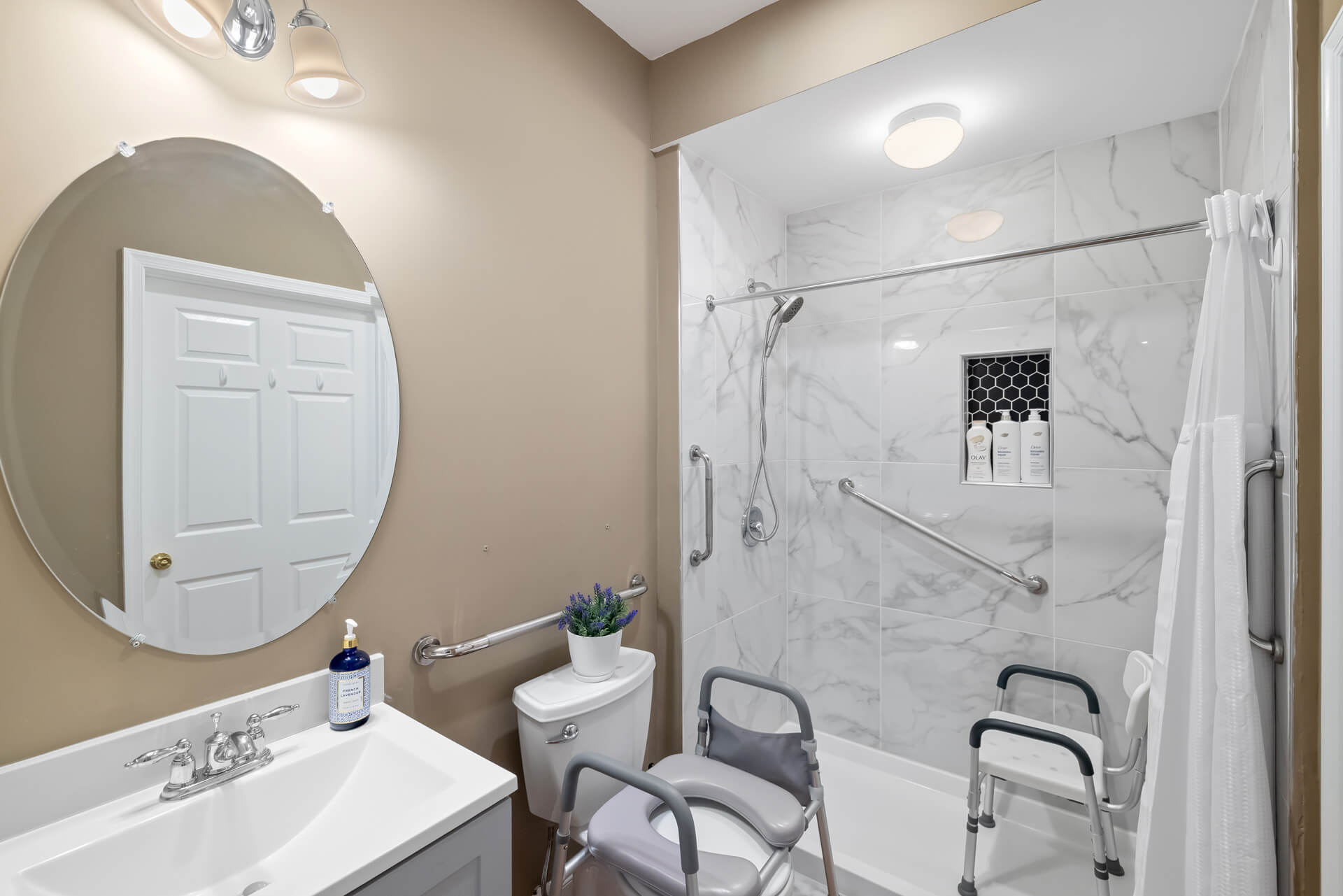 Columbia Care Home — photo 10